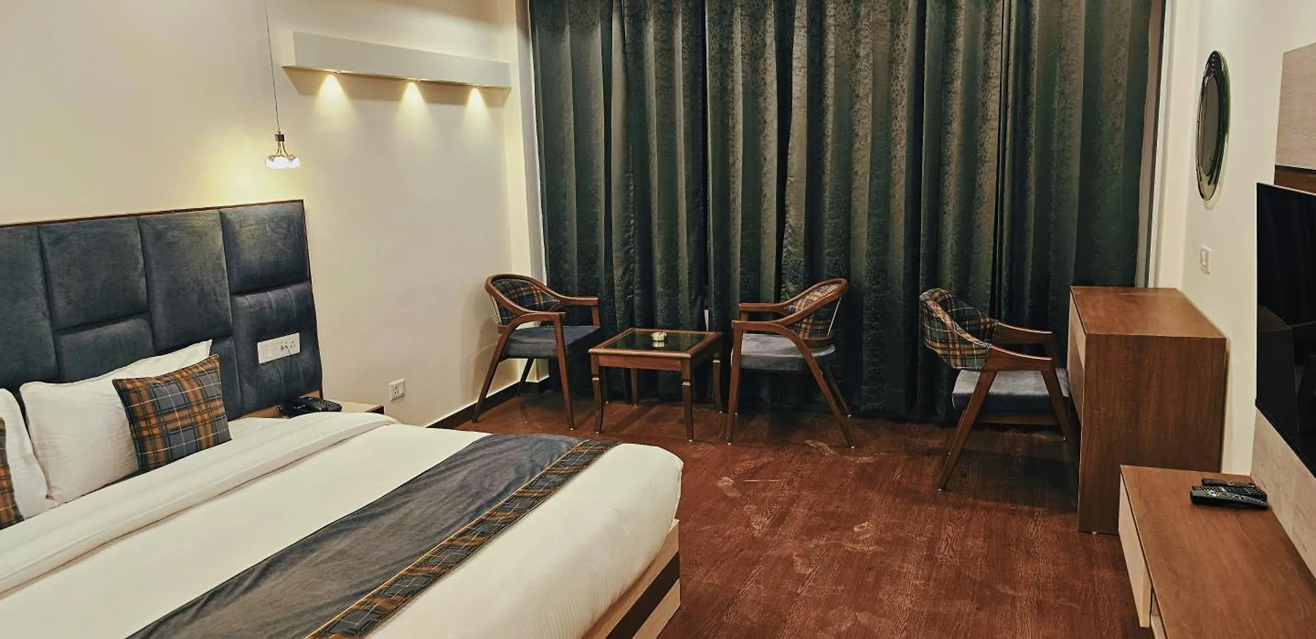 Tranquil Inn By Alcor Shimla Hotel