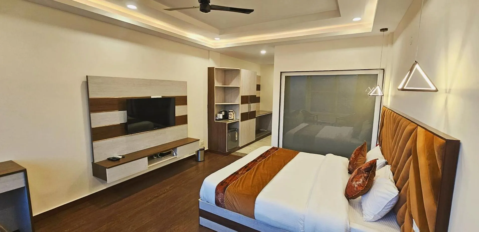 Hotel Tranquil Inn By Alcor Shimla